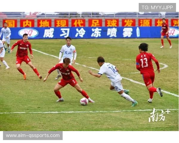 阳江足球球星成长之路与家乡情怀推动地方体育发展